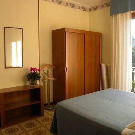 Διαμέρισμα In *