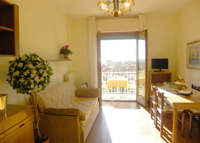 In Διαμέρισμα *